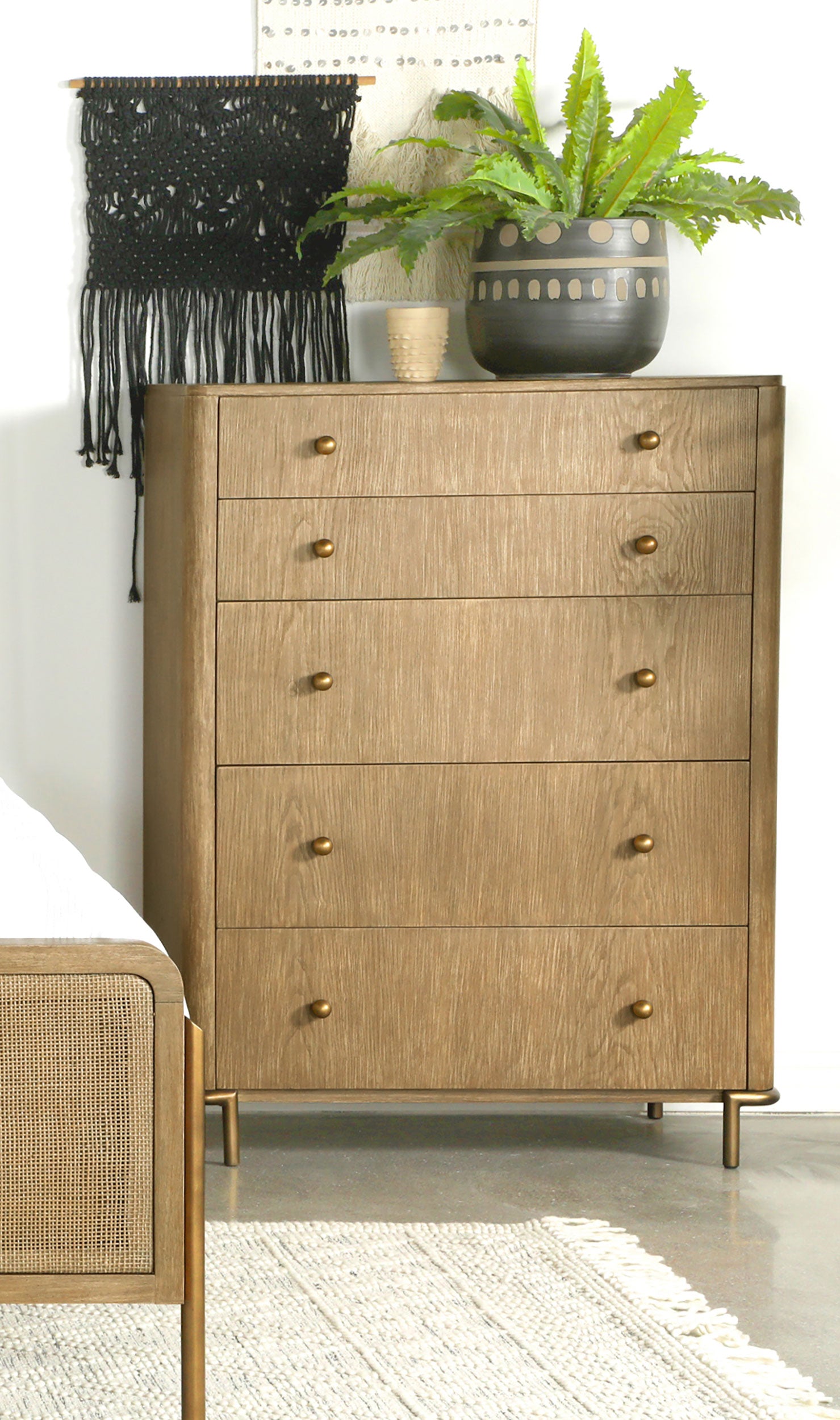 Arini Chest of Drawers