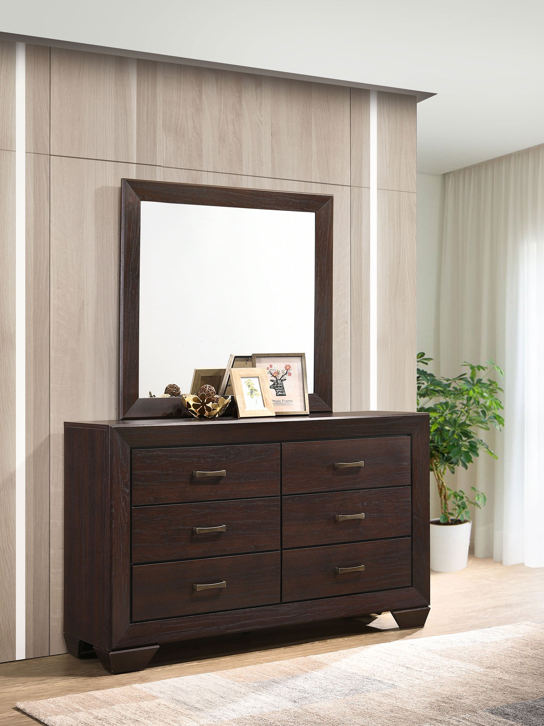 Kauffman Dresser With Mirror