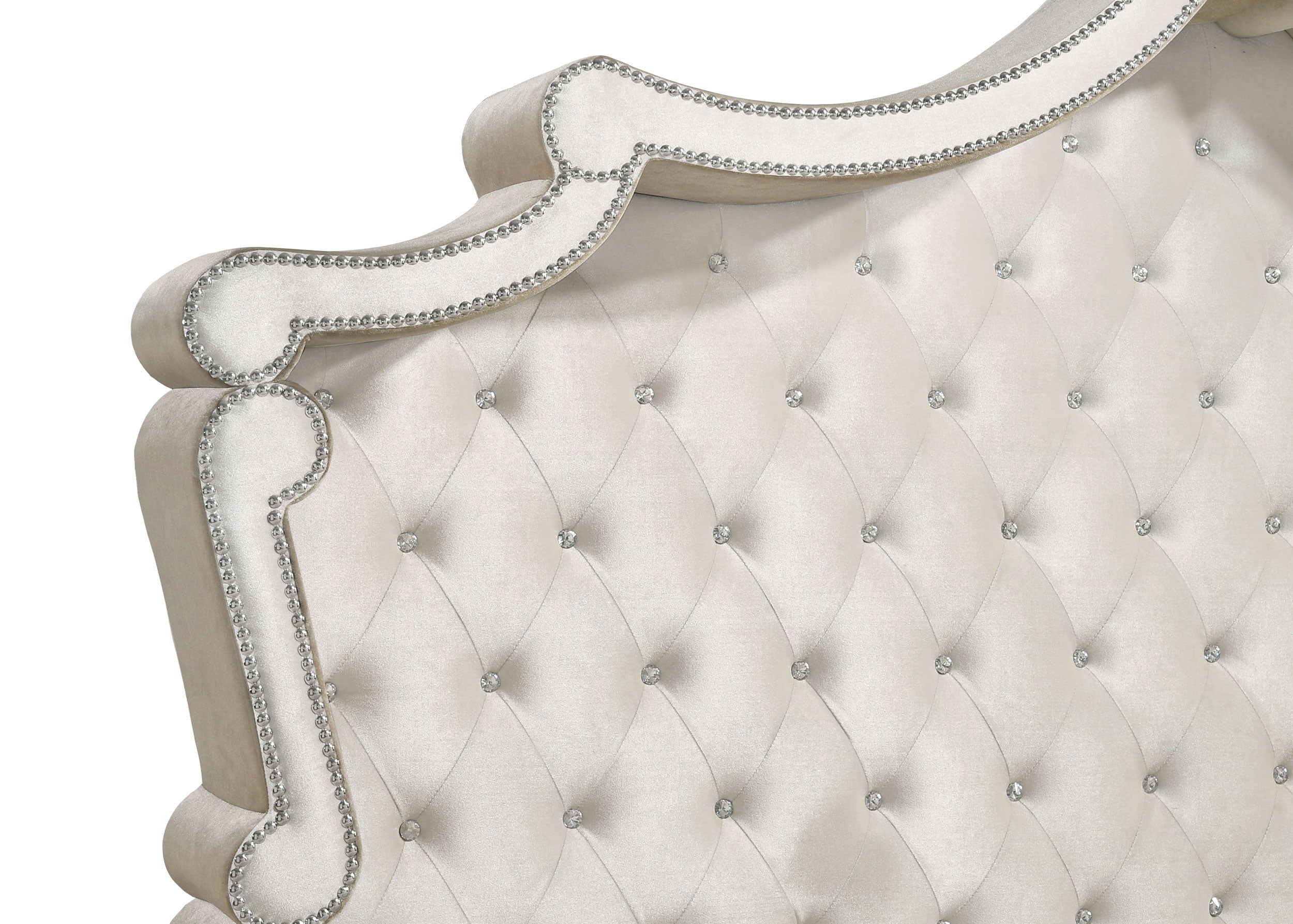 Antonella Queen Beds