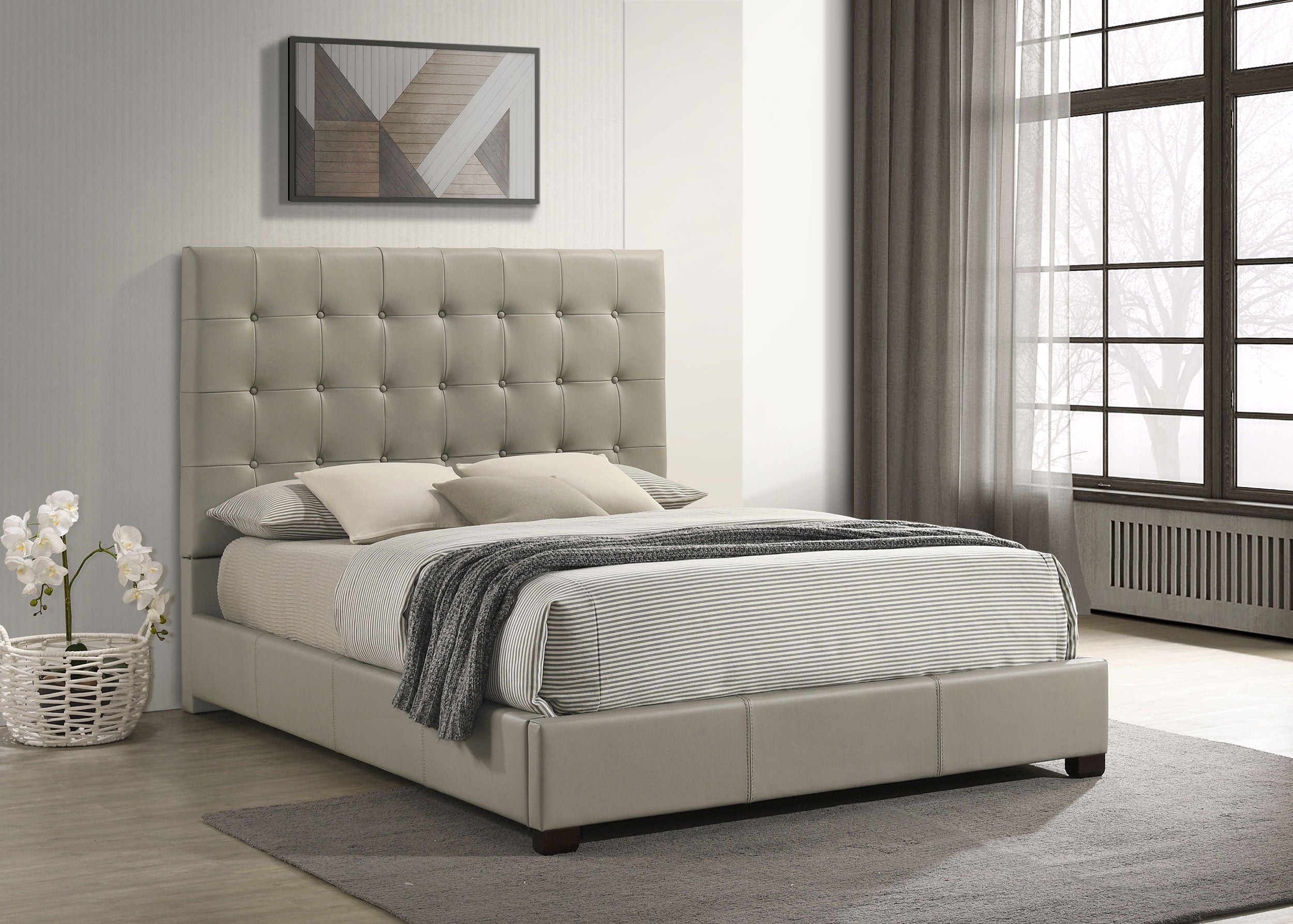 Medley Panel Platform Bed