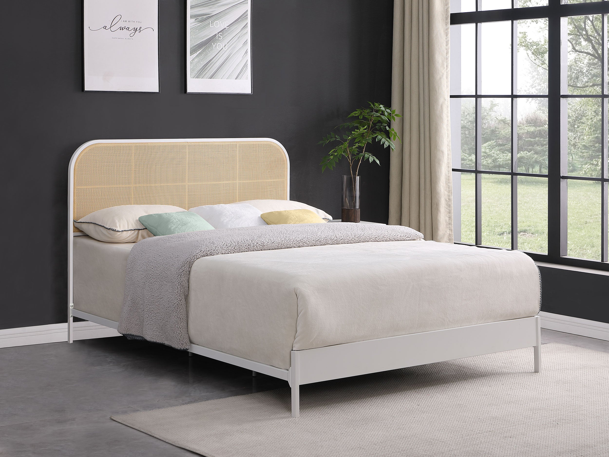 Amherst Queen Bed