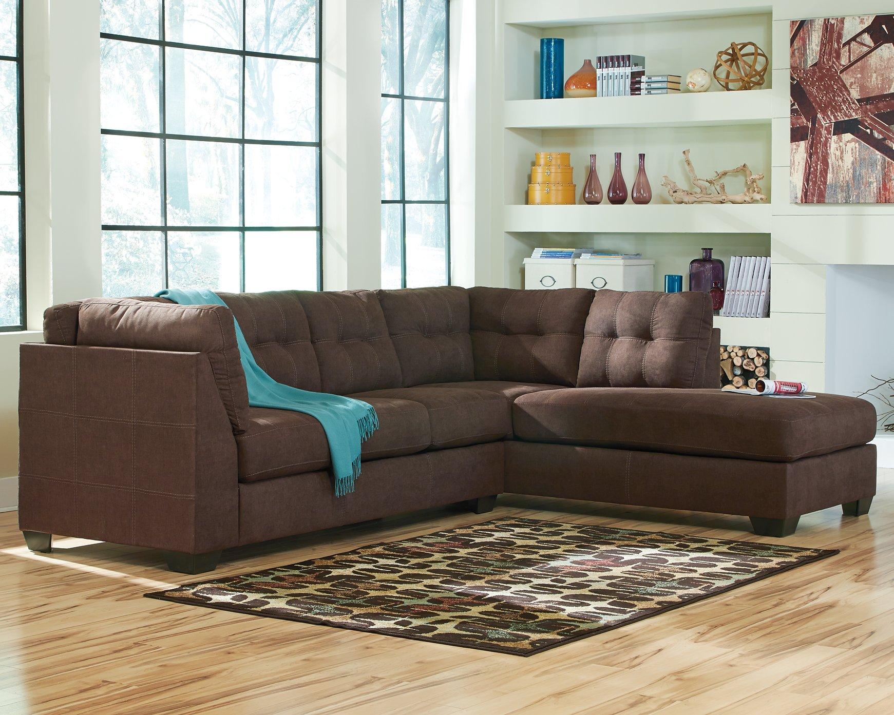 Maier 2-Piece Sectional with Chaise