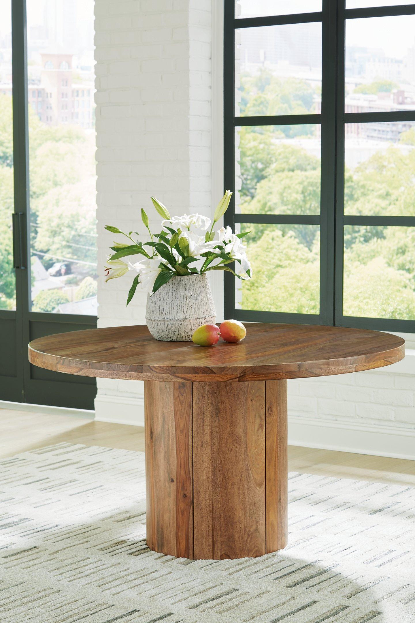 Dressonni Dining Room Set