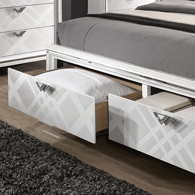 Emmeline Queen Bedroom Set Silver & White