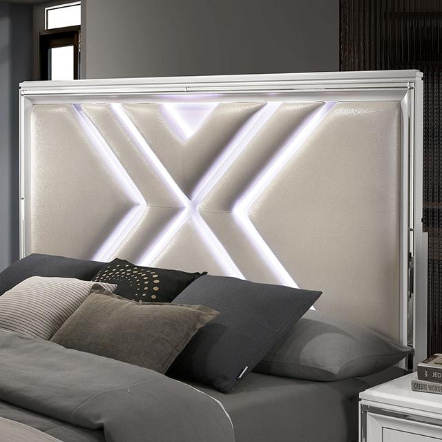 Emmeline Bed Silver & White