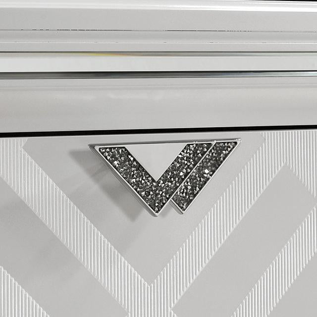 Emmeline Queen Bedroom Set Silver & White